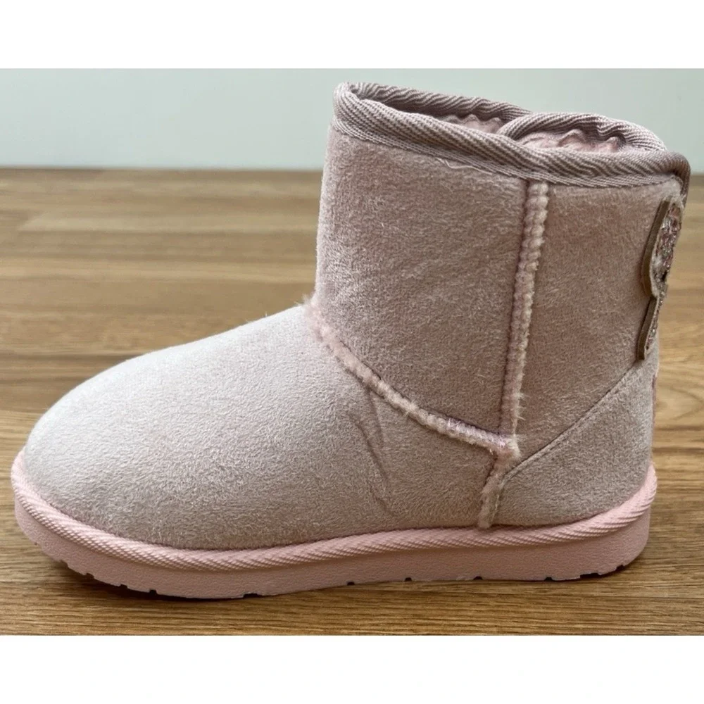 Olivia Miller Sparkle Butterfly Boots Pink, Big Girls Size 1 Faux Shearling NEW